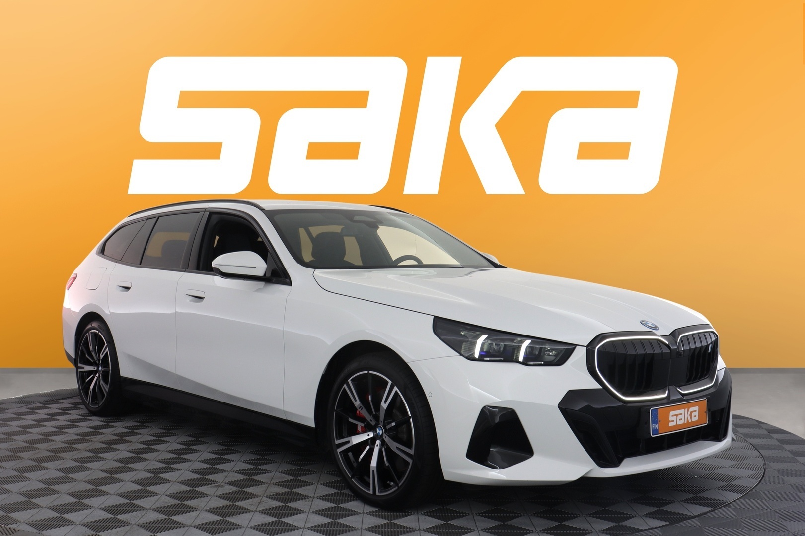 BMW i5