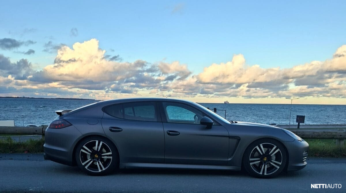 Porsche Panamera