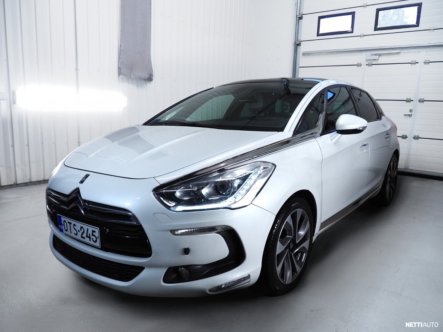 Citroen DS5