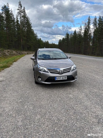 Toyota Avensis 2.0 D4D Active Edition 2014, photo 7/10