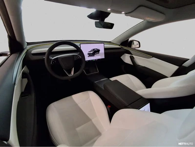 Tesla Model Y 2026, photo 6/7