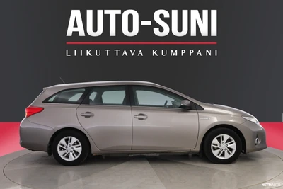 Toyota Auris 2013, kuva 2/33