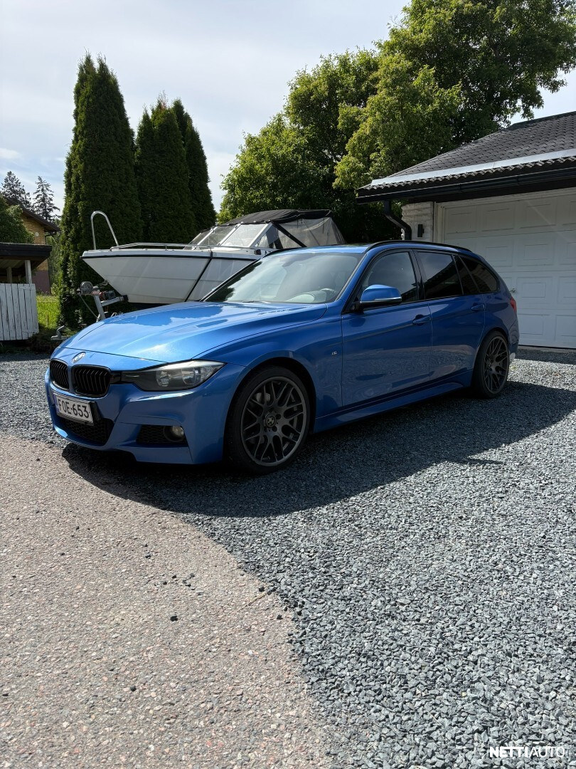 BMW 320