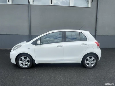 Toyota Yaris 1.4 D4D Linea Sol 2011, kuva 7/10