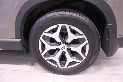 Subaru Forester 2,0i e-Boxer Ridge CVT 2020, kuva 7/29