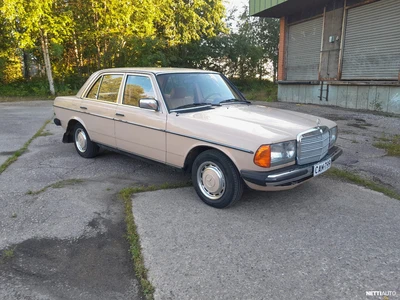 Mercedes-Benz 240 240D museorekisteröity 1983, kuva 2/17