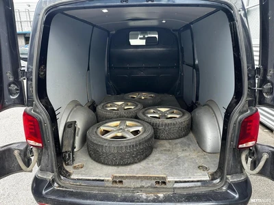 Volkswagen Transporter 2020, kuva 4/4