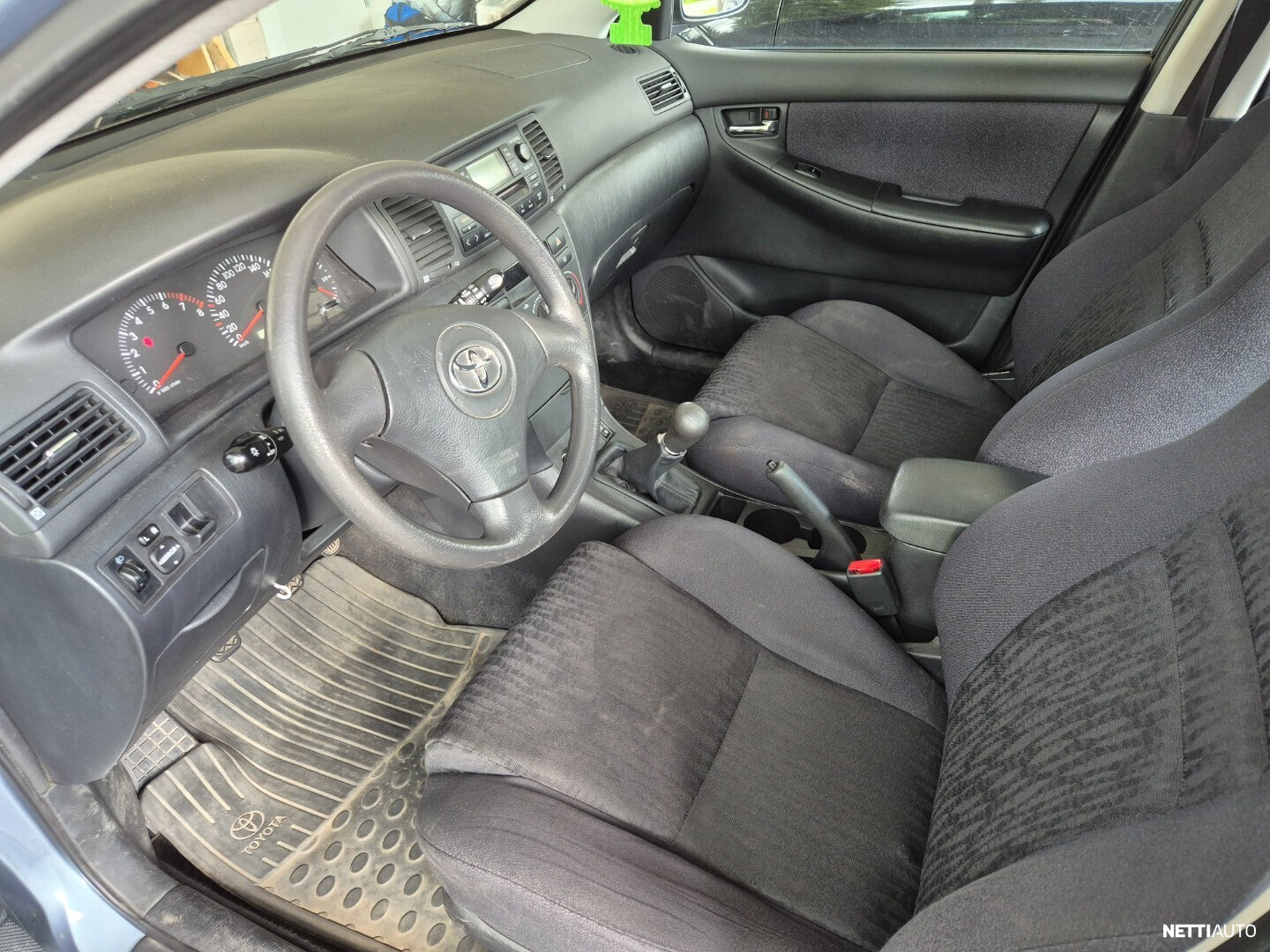 Toyota Corolla 2003, kuva 6/7