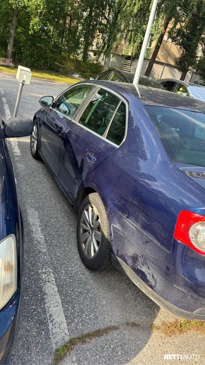 Volkswagen Jetta 2009, kuva 7/17