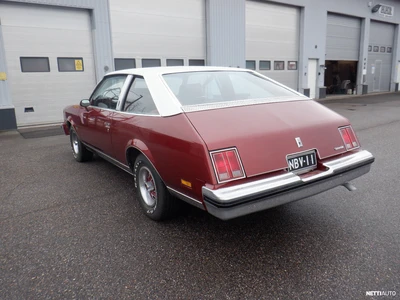 Oldsmobile Cutlass 1979, kuva 2/10