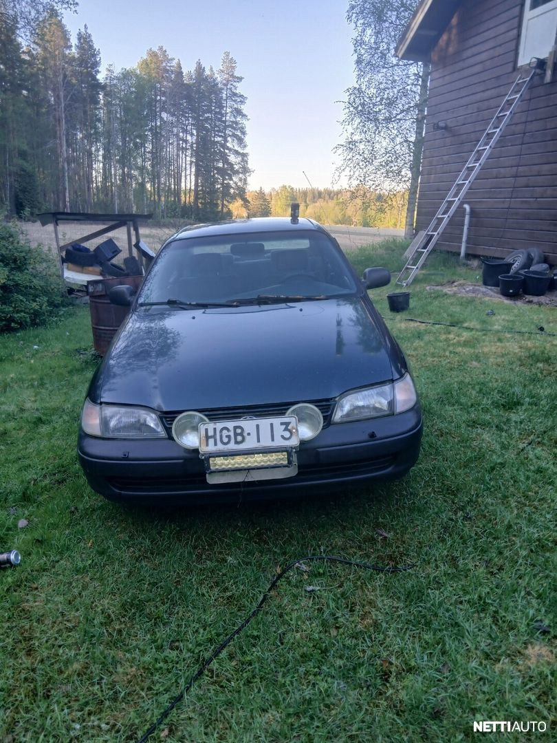 Toyota Carina E