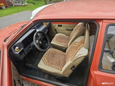 Ford Escort 1982, photo 7/13