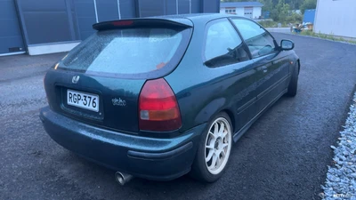 Honda Civic 1,5i LS Vtec-e 1996, photo 4/7