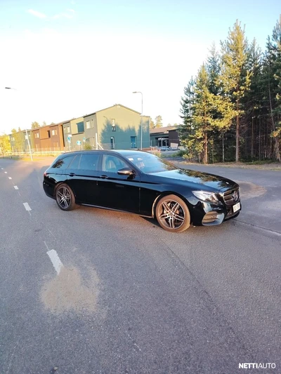Mercedes-Benz E 2017, photo 5/9