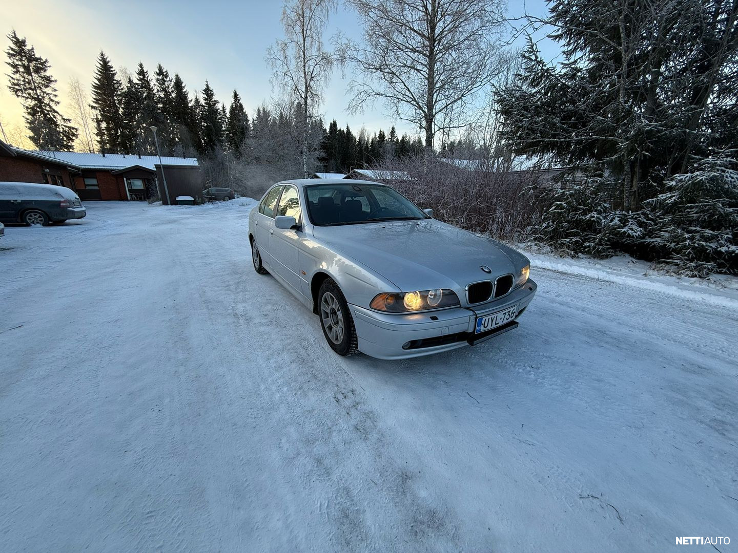 BMW 520