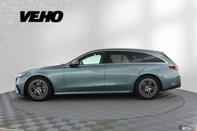 Mercedes-Benz E 2023, photo 2/35