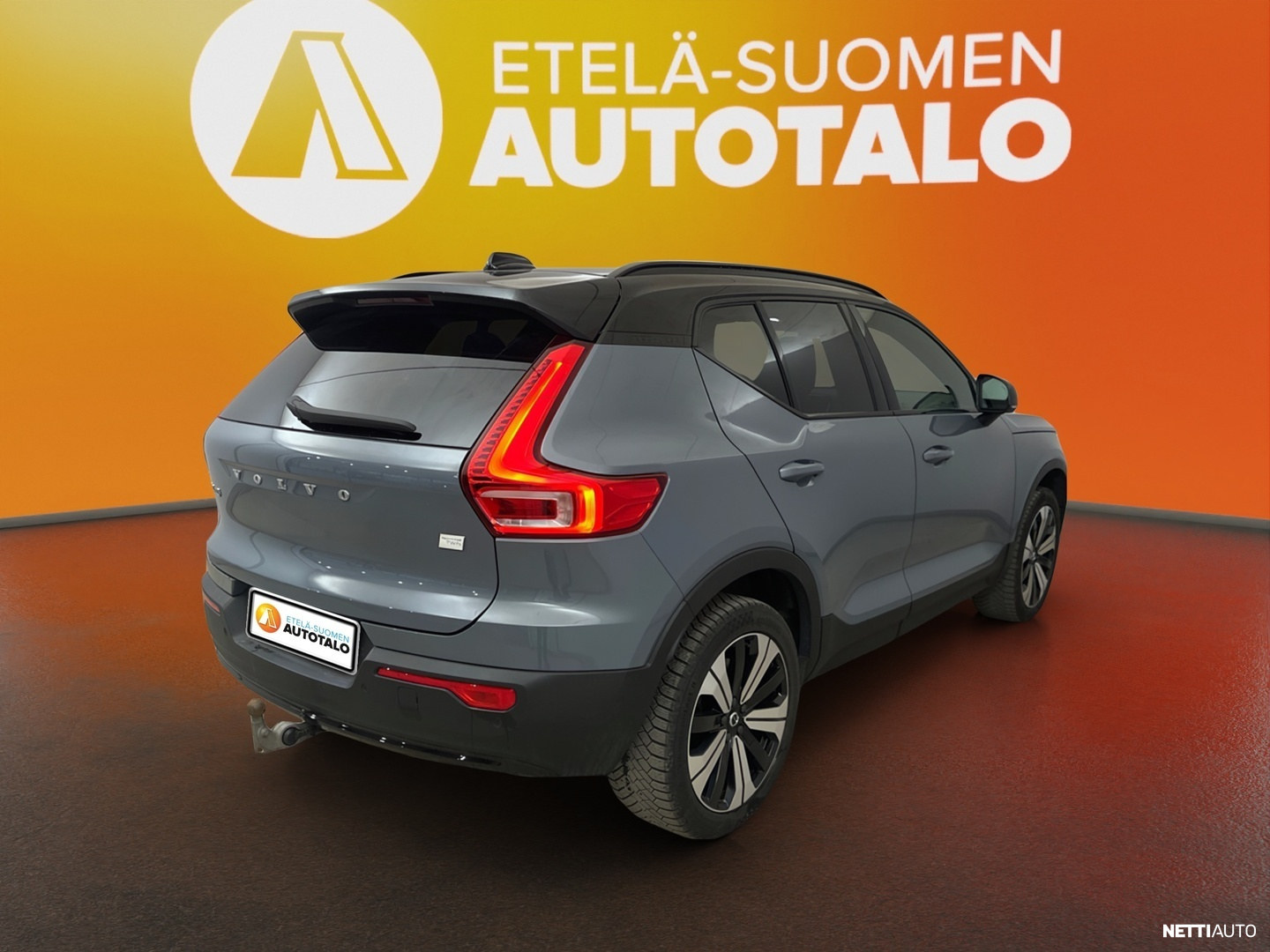 Volvo XC40 2023, photo 4/22
