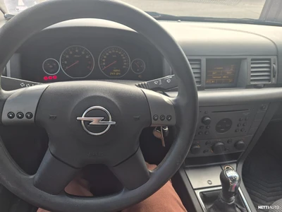 Opel Vectra 2004, kuva 5/10
