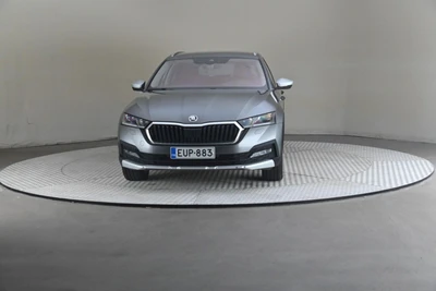 Skoda Octavia 2023, photo 3/32