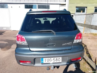 Mitsubishi Outlander 2004, kuva 3/6