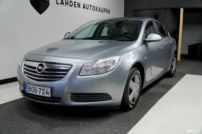 Opel Insignia 2010, kuva 2/13