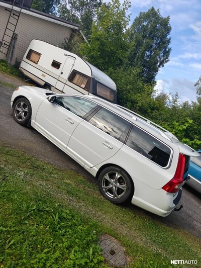 Volvo V70 2012, kuva 4/12