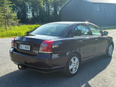Toyota Avensis 2006, kuva 2/10