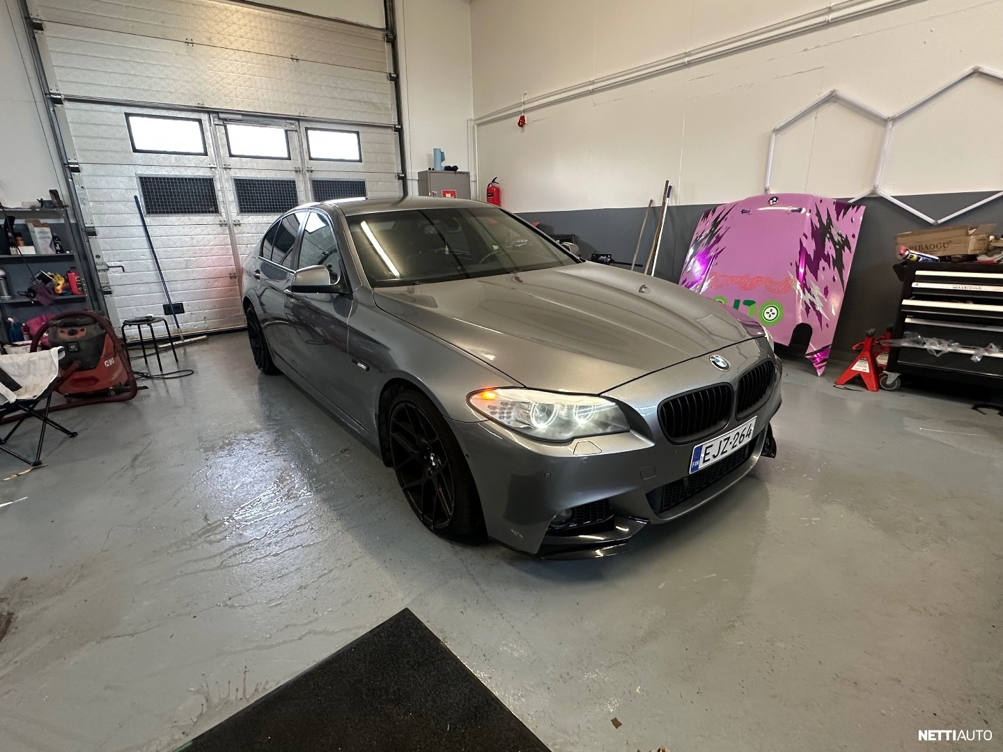 BMW 530