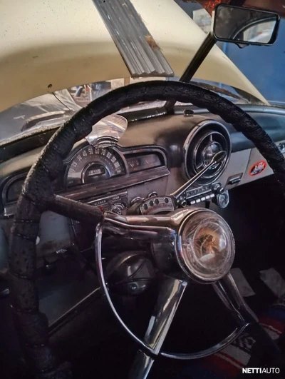 Pontiac Chieftain 1951, kuva 6/7