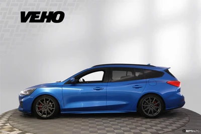 Ford Focus 2020, photo 2/35