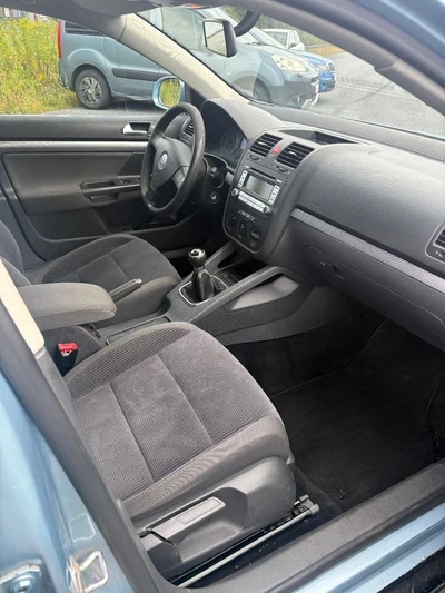 Volkswagen Jetta 2006, kuva 7/11