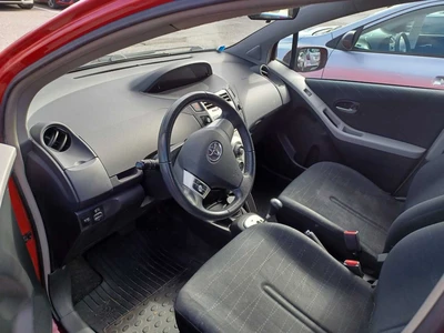 Toyota Yaris 2008, kuva 2/2