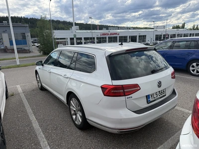 Volkswagen Passat 2017, photo 4/6