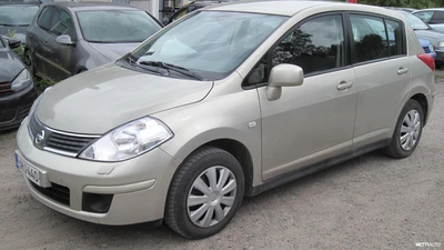 Nissan Tiida 2007, kuva 1/5
