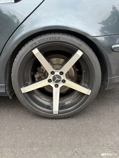 Mercedes-Benz E 2004, kuva 6/10