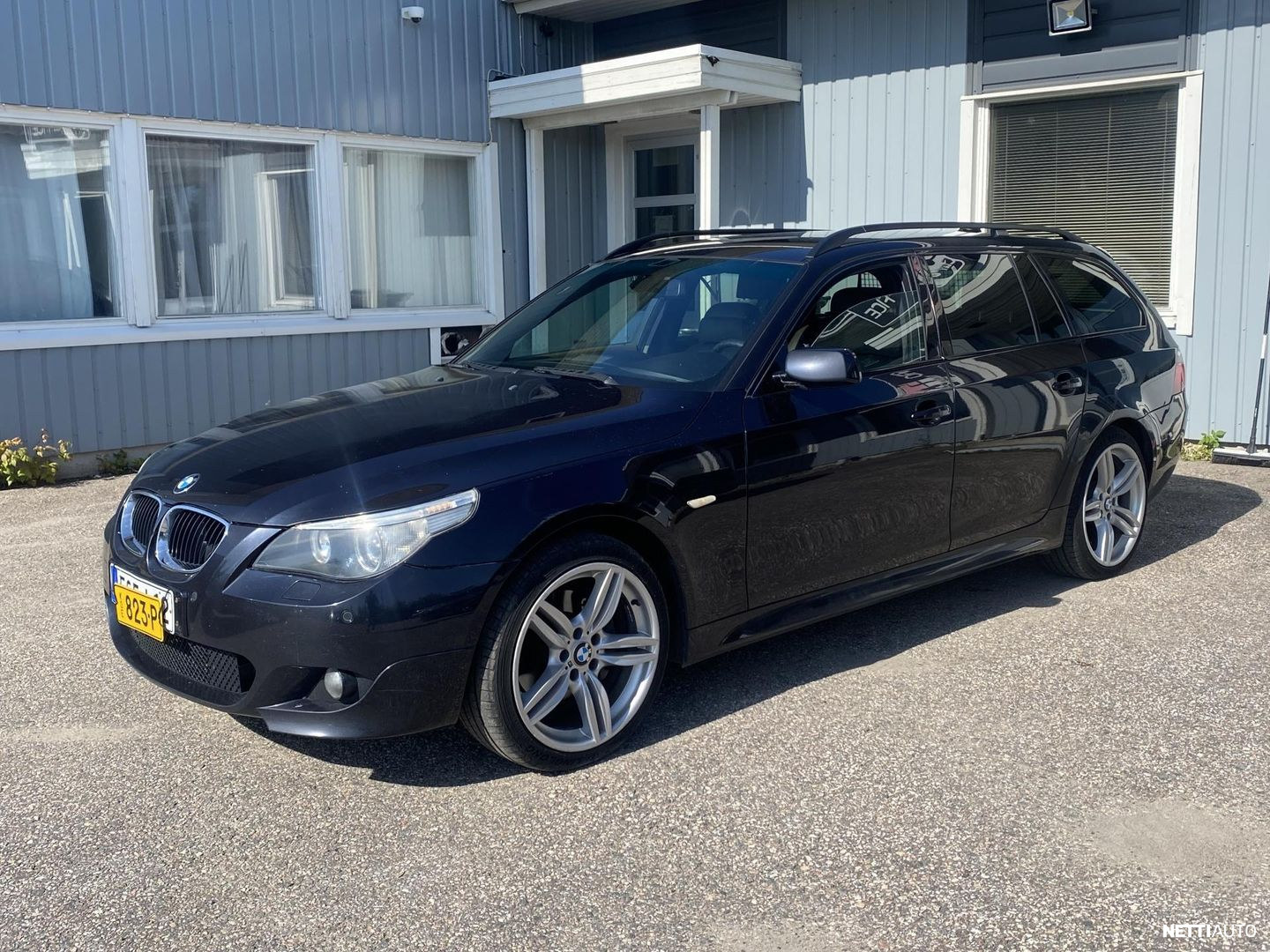 BMW 530