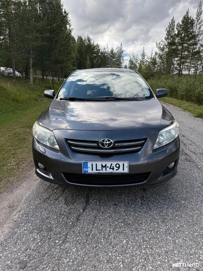 Toyota Corolla 2009, photo 1/9