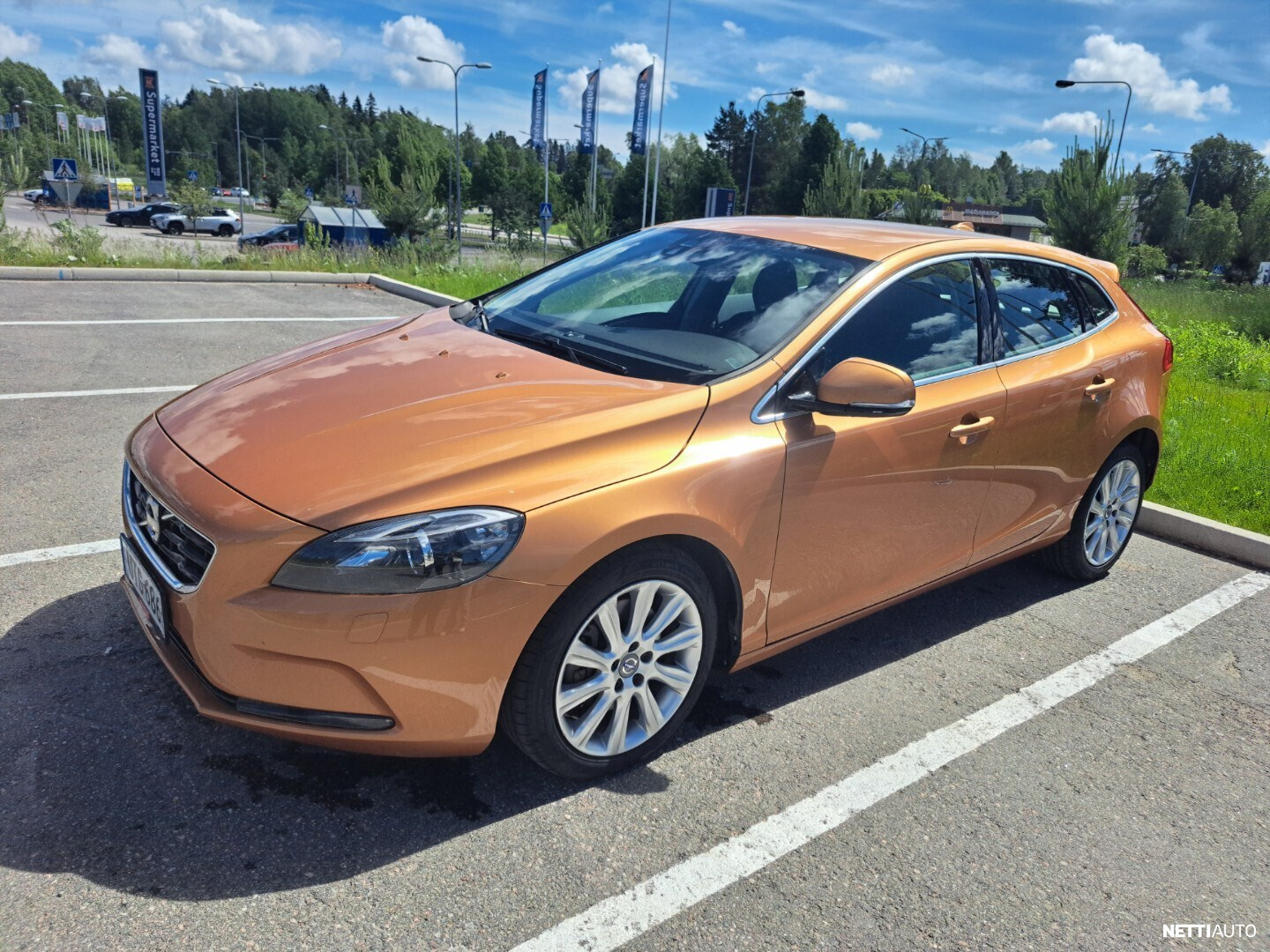 Volvo V40