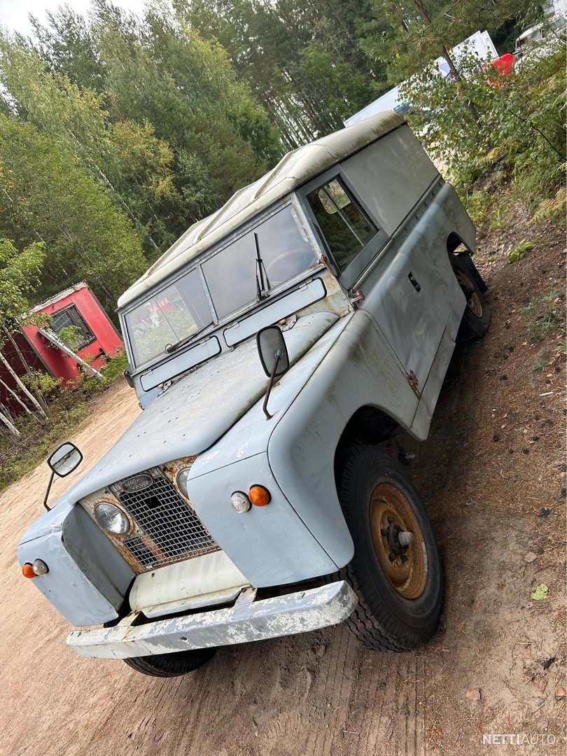 Land Rover 109