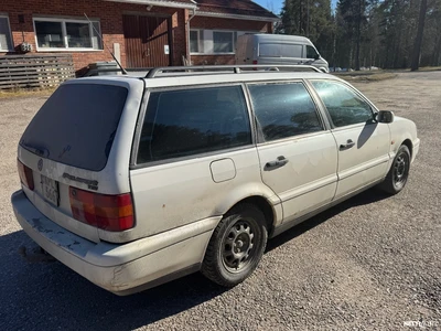Volkswagen Passat 1996, photo 5/10