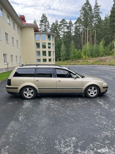 Volkswagen Passat 2002, photo 2/7