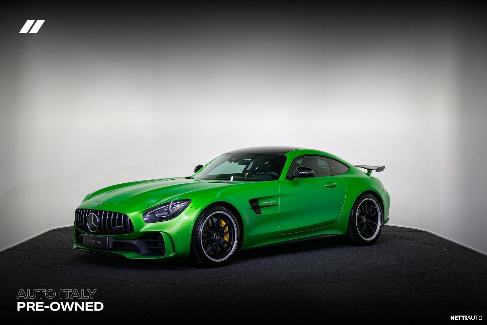 Mercedes-Benz AMG GT R