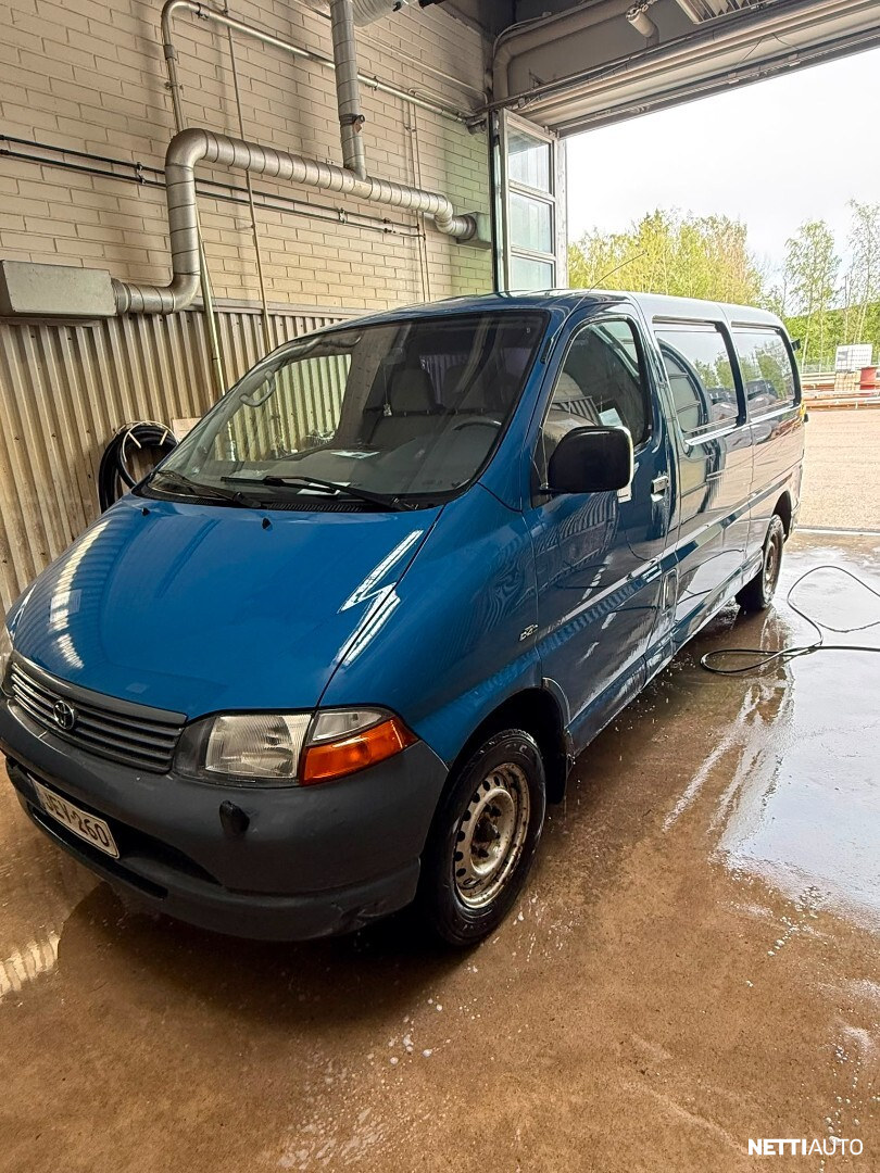 Toyota Hiace