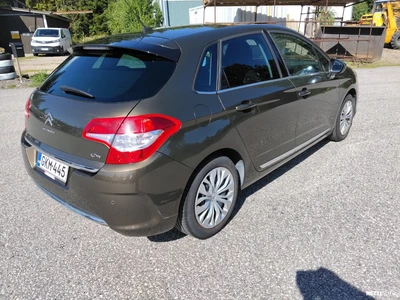 Citroen C4 VTi 120 Confort 2011, photo 5/14