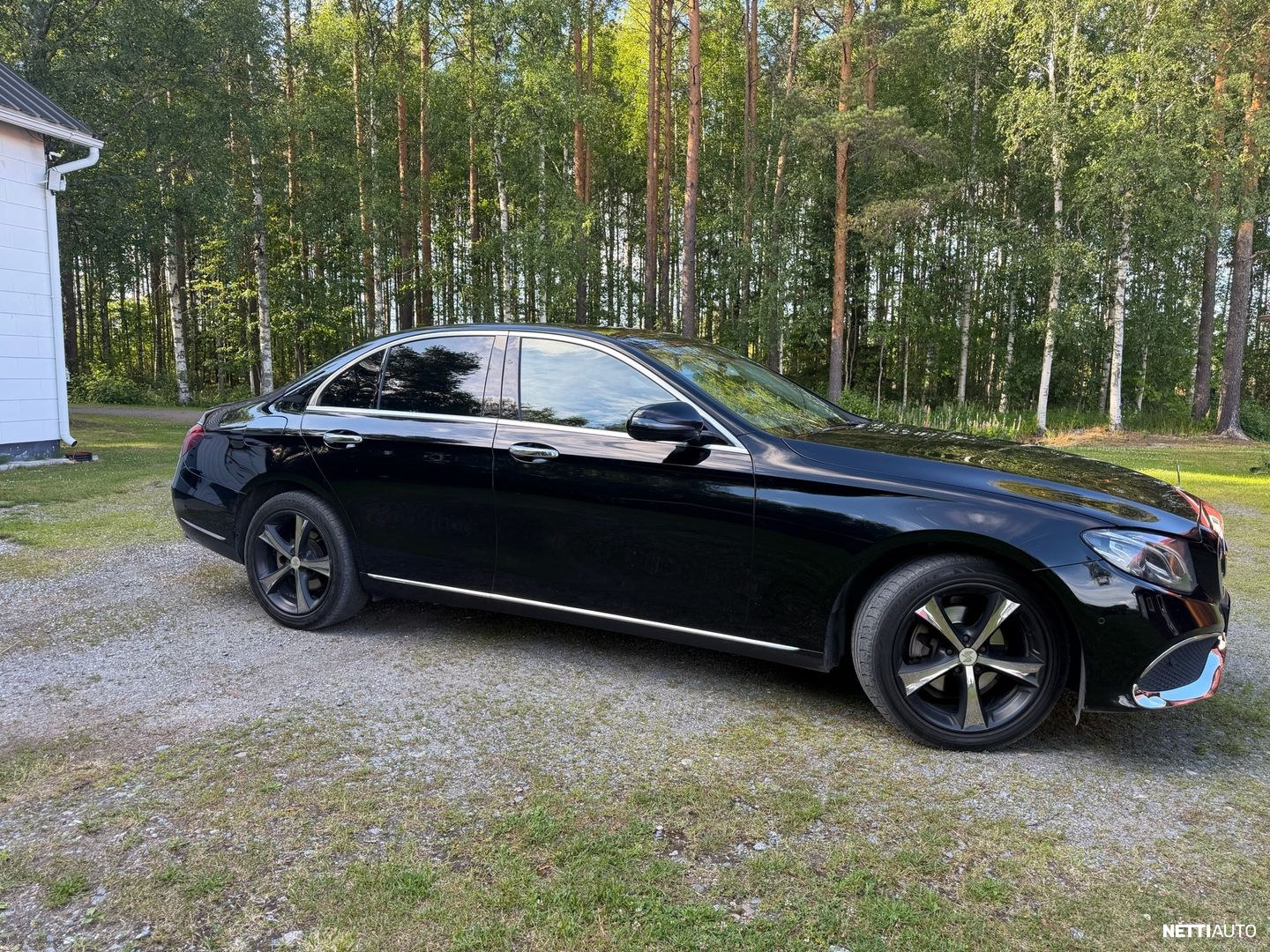Mercedes-Benz E