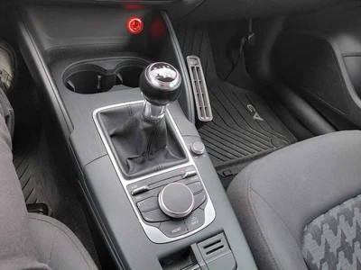Audi A3 Sportback Business 1,6 TDI 81 kW 2016, photo 5/7