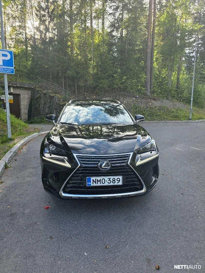 Lexus NX 300h AWD Comfort 2018, photo 1/15