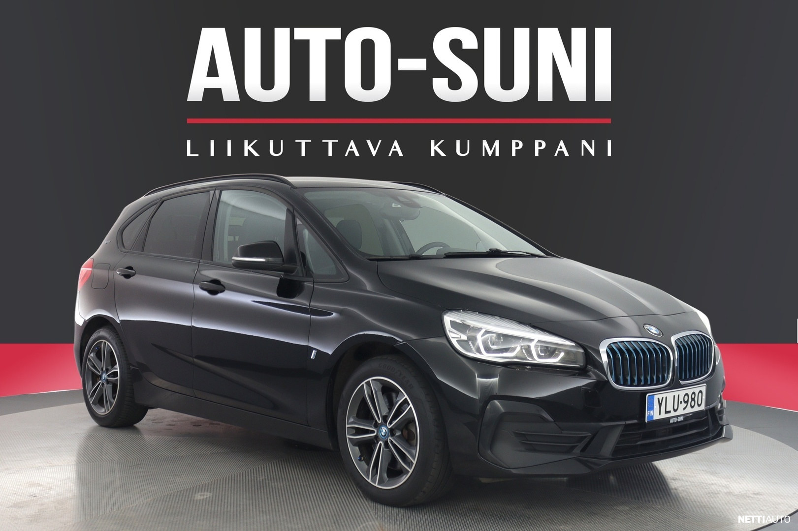 BMW 225