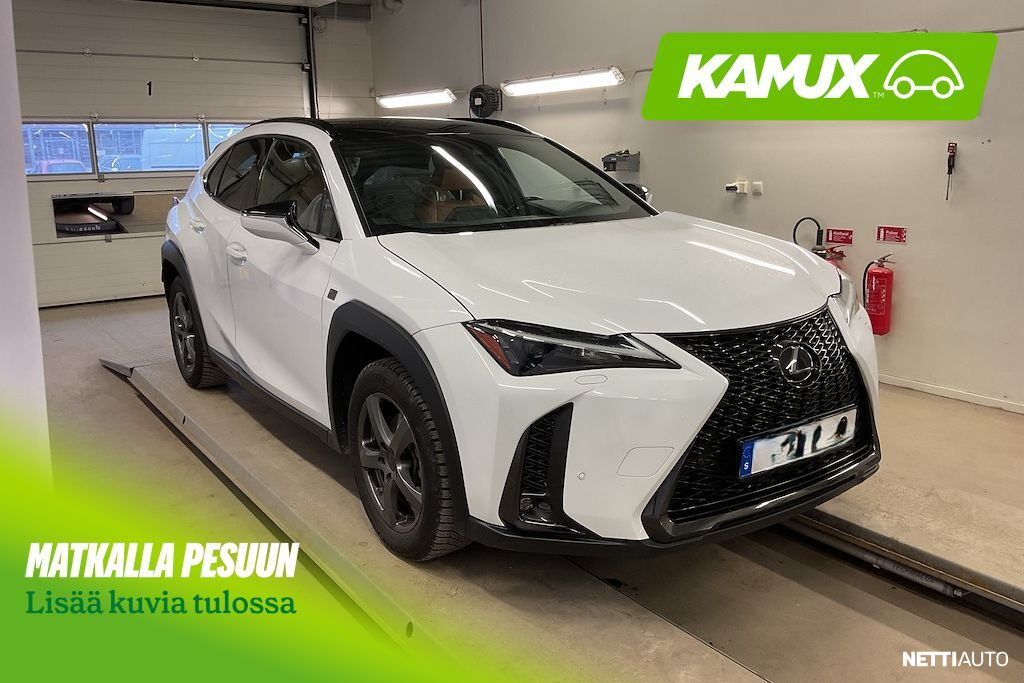 Lexus UX 2023, photo 1/4