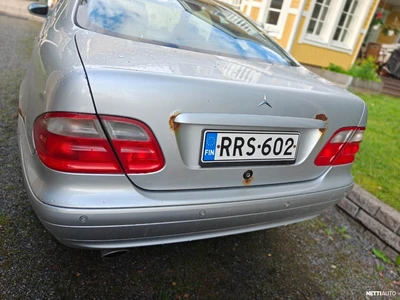 Mercedes-Benz CLK 230 w208 2001, photo 4/14
